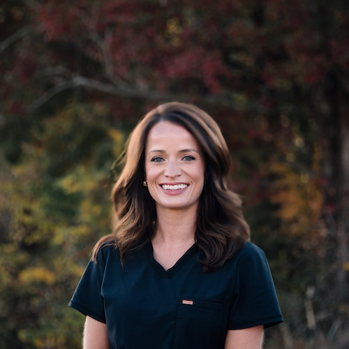 Photo of Stephanie Long.